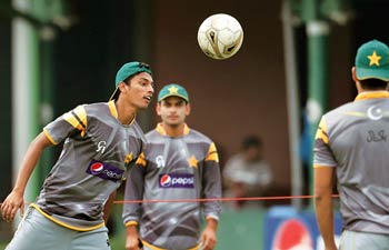 World Twenty20: India vs Pakistan buzz hits Sri Lanka